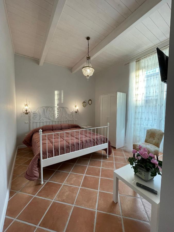 B & B La Casa Dei Sogni 卡萨普拉 外观 照片